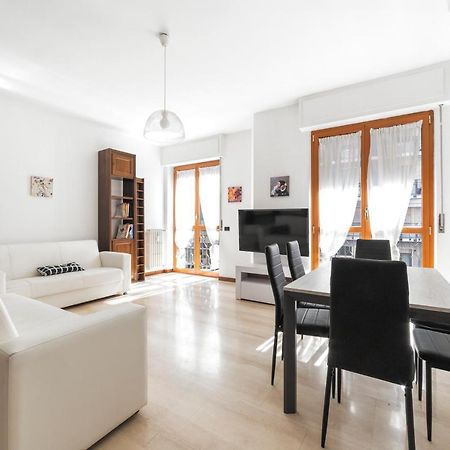 Cenisio M5 Lovely Apartment - With Balcony! Milano Eksteriør billede