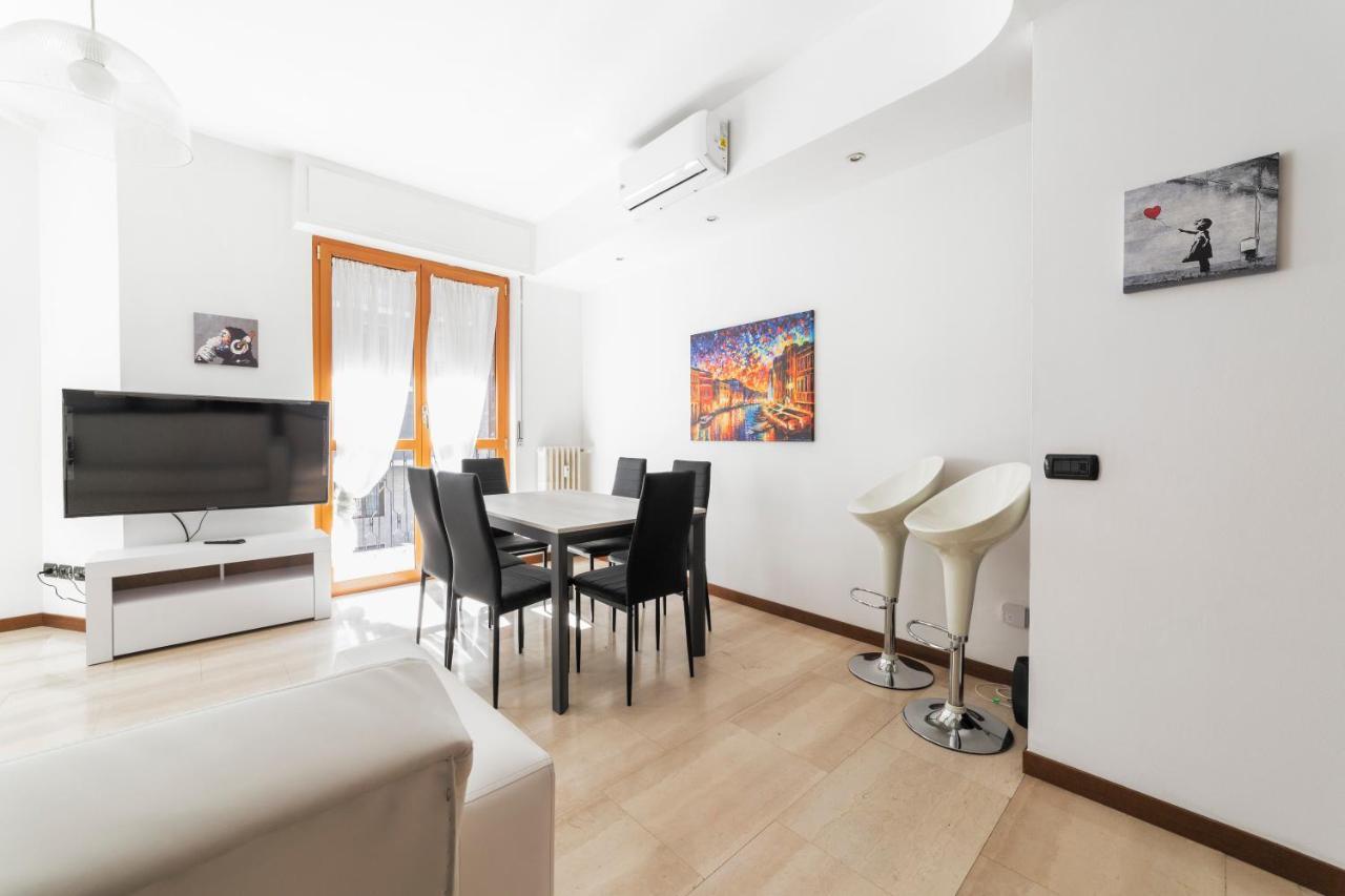 Cenisio M5 Lovely Apartment - With Balcony! Milano Eksteriør billede
